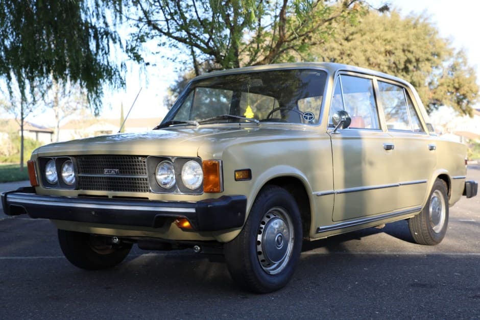 1974 Fiat 124 Sedan sold for $4,000