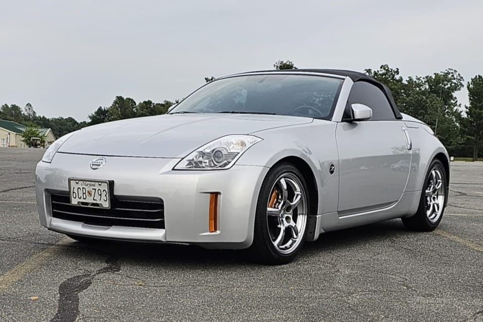 2006 Nissan 350Z sold for $17,000