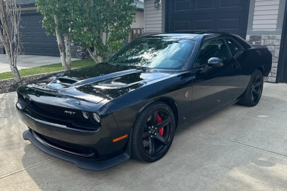 2017 Dodge Challenger SRT Hellcat sold for $45,500