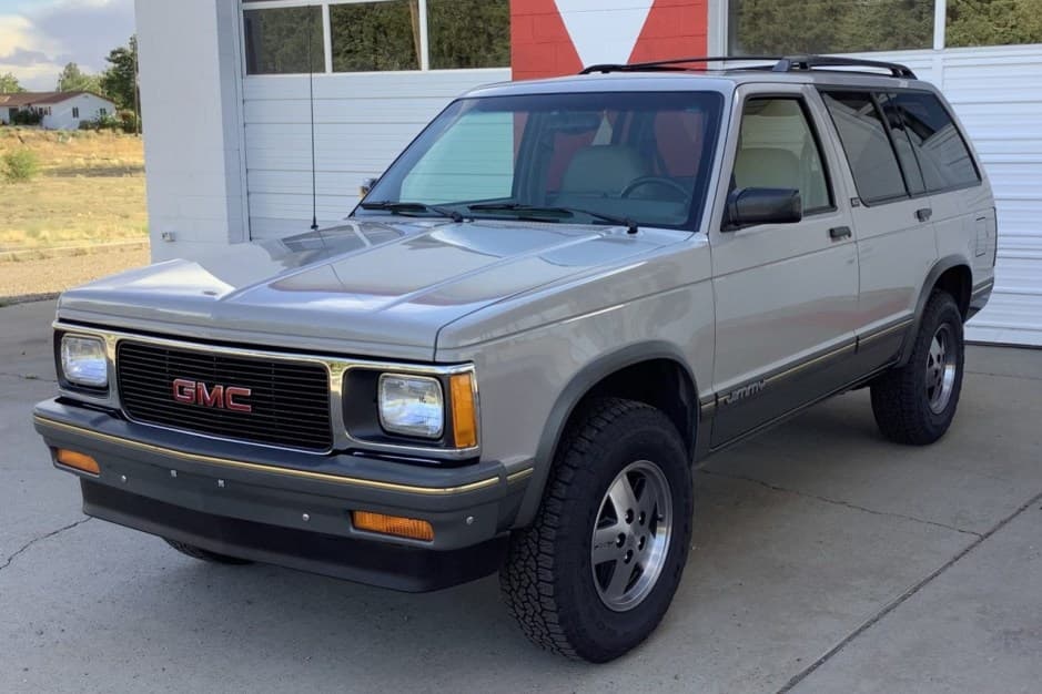 1993 GMC S-15 Jimmy sold for $11,250