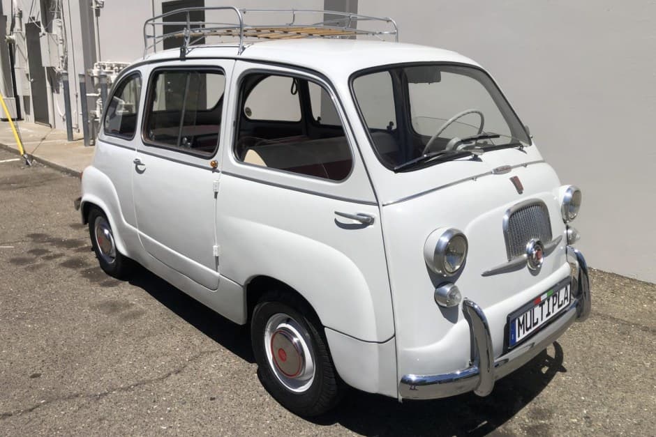 1966 Fiat 600 Multipla sold for $31,000