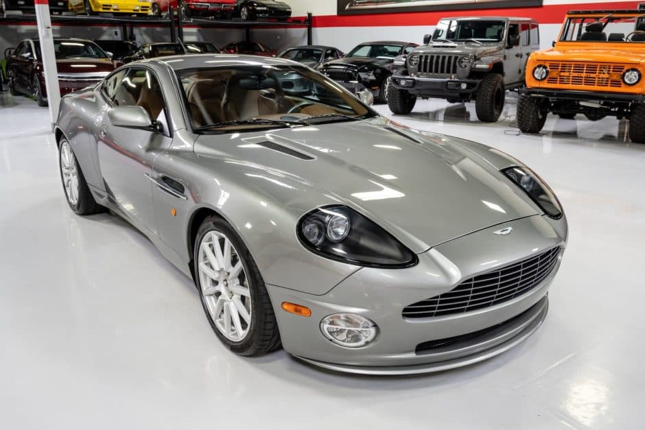 2006 Aston Martin Vanquish sold for $121,000