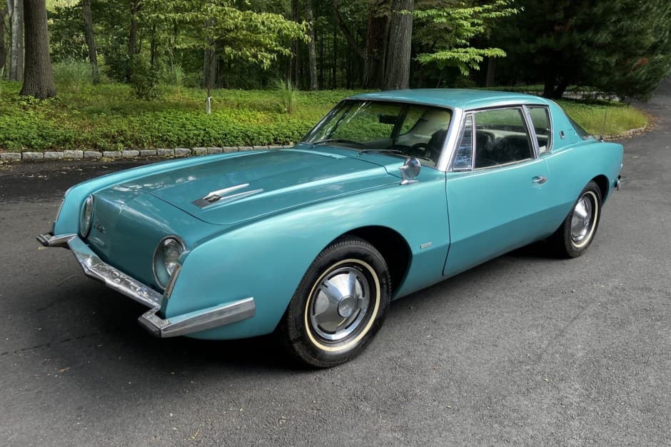 1963 Studebaker Avanti sold for $15,250