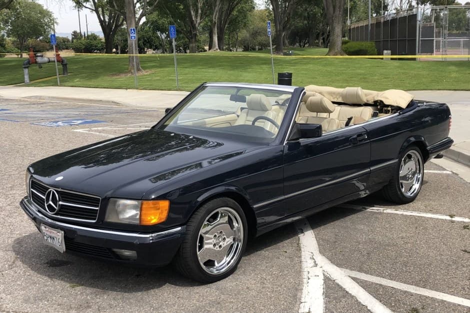 1985 Mercedes-Benz C126 sold for $26,126