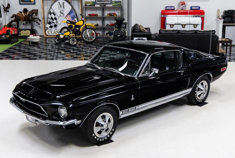1968 Shelby Mustang GT350 & GT500 sold for $319,000
