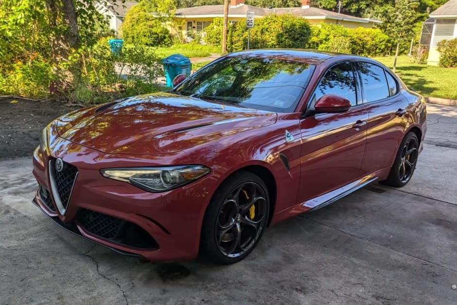 2018 Alfa Romeo 952 Series Giulia sold for $35,000