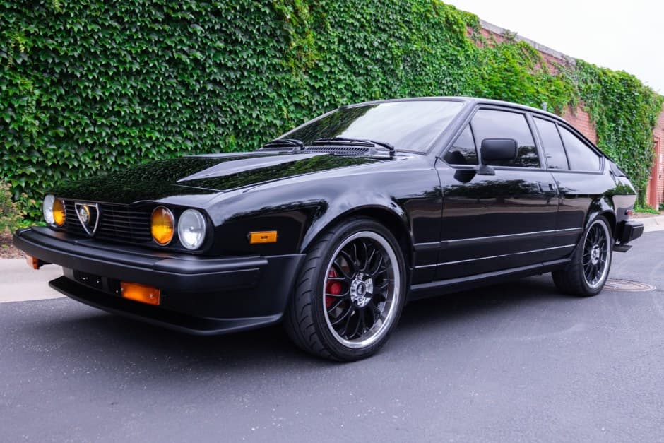 1986 Alfa Romeo GTV6 sold for $15,000