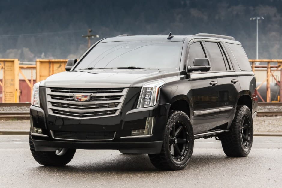 2015 Cadillac Escalade K2XL (2015-2020) sold for $56,500