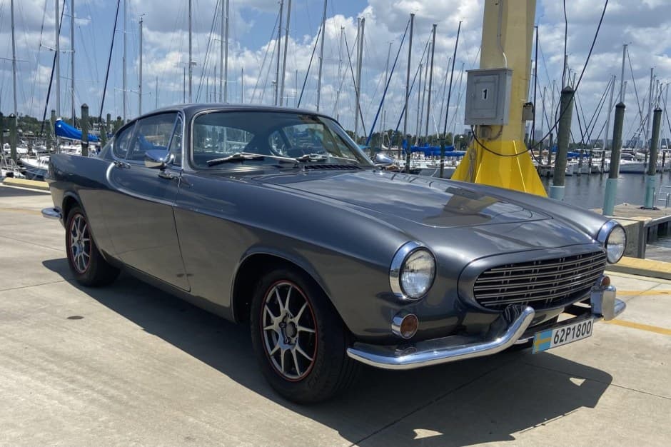 1962 Volvo P1800/1800 sold for $22,500