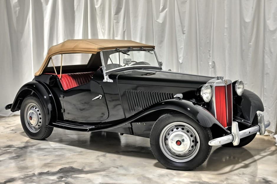 1953 MG TD sold for $19,250