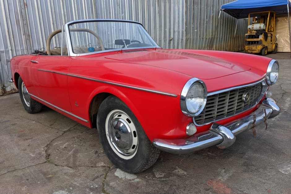 1965 Fiat Pininfarina Coupe and Cabriolet sold for $5,500