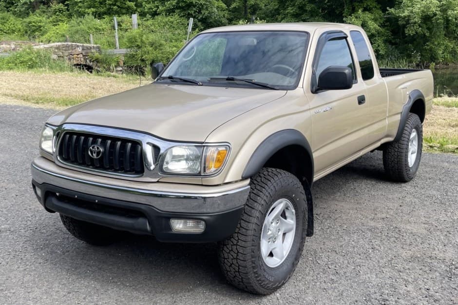 2003 Toyota Tacoma (N1X0 1995-2005) sold for $11,250