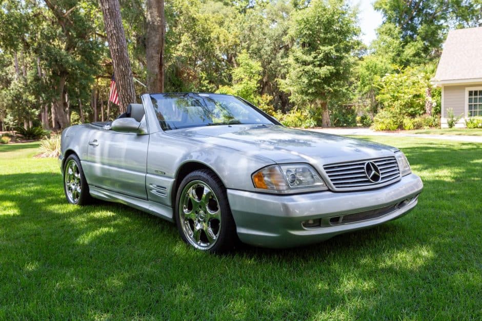 2002 Mercedes-Benz R129 SL sold for $16,100