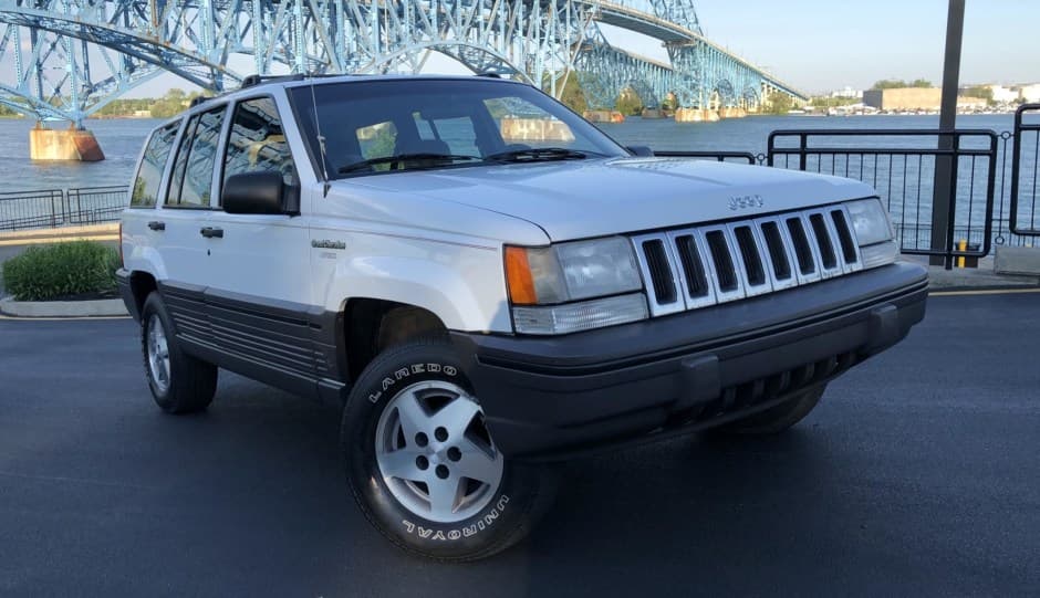 1993 Jeep ZJ Grand Cherokee sold for $6,000