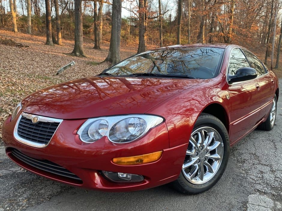 2004 Chrysler  sold for $17,250