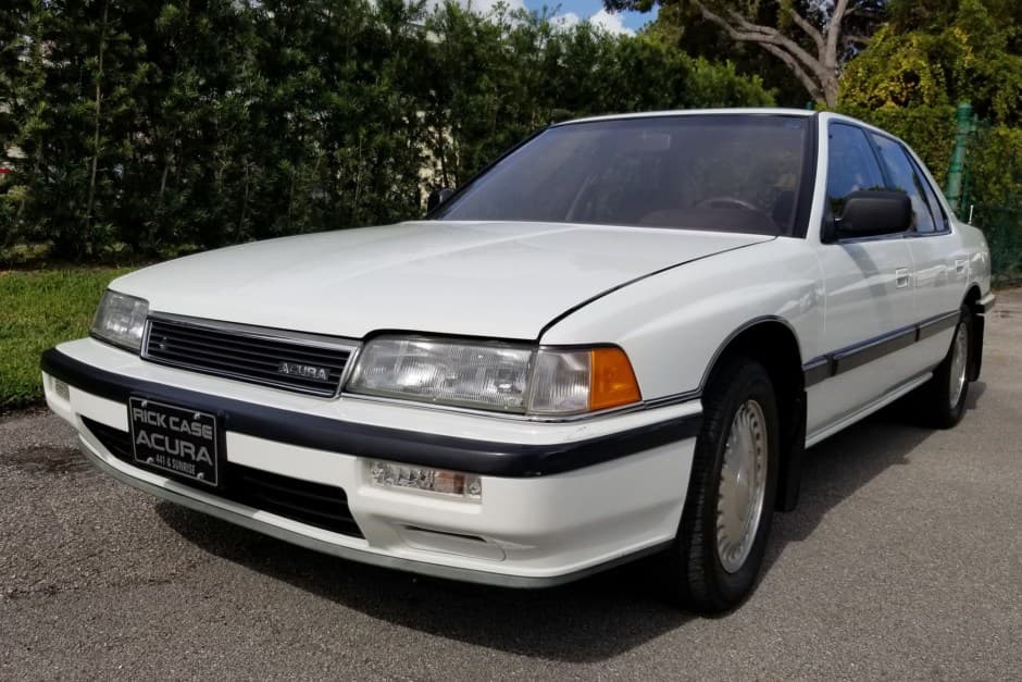 1989 Acura Legend sold for $4,500