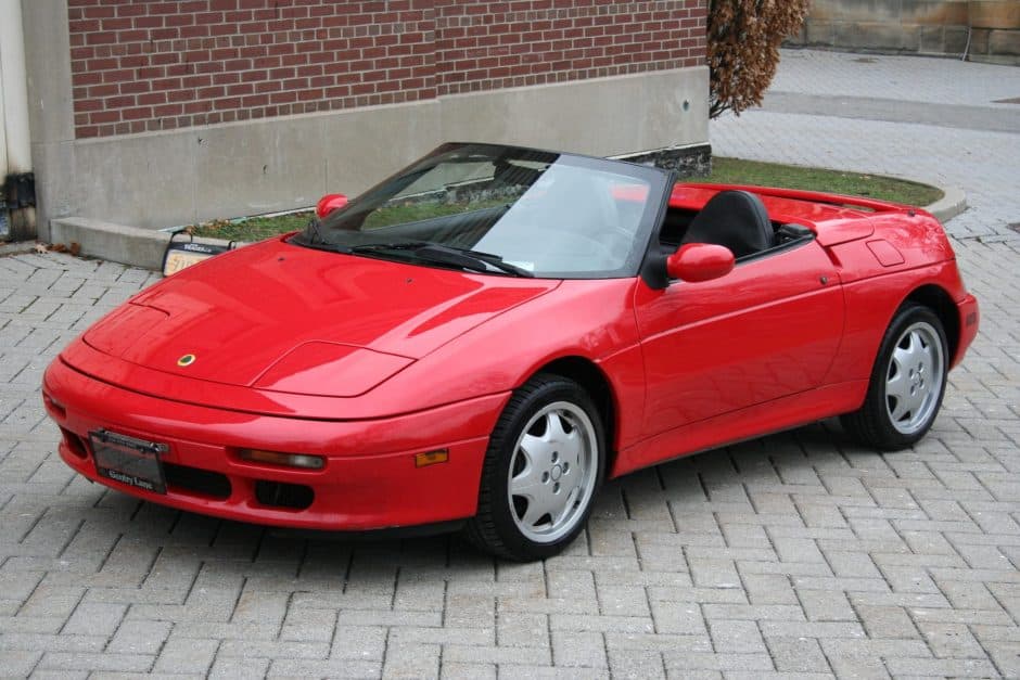 1992 Lotus Elan M100 sold for $11,500