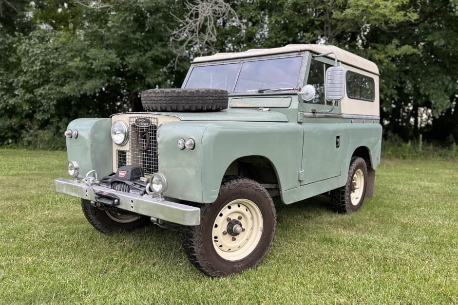 1964 Land Rover Series 88 sold for $27,750
