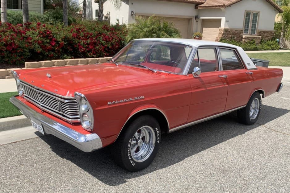 1965 Ford Galaxie sold for $6,250