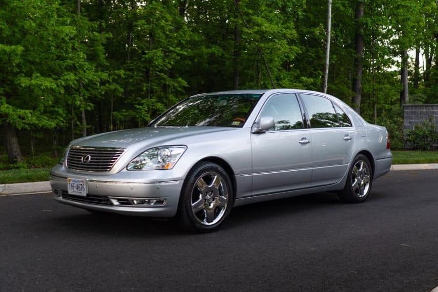 2004 Lexus LS Sedan sold for $27,000