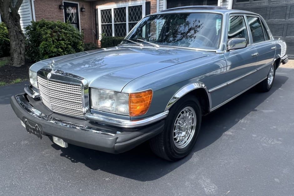 1978 Mercedes-Benz 450SEL 6.9 sold for $34,000