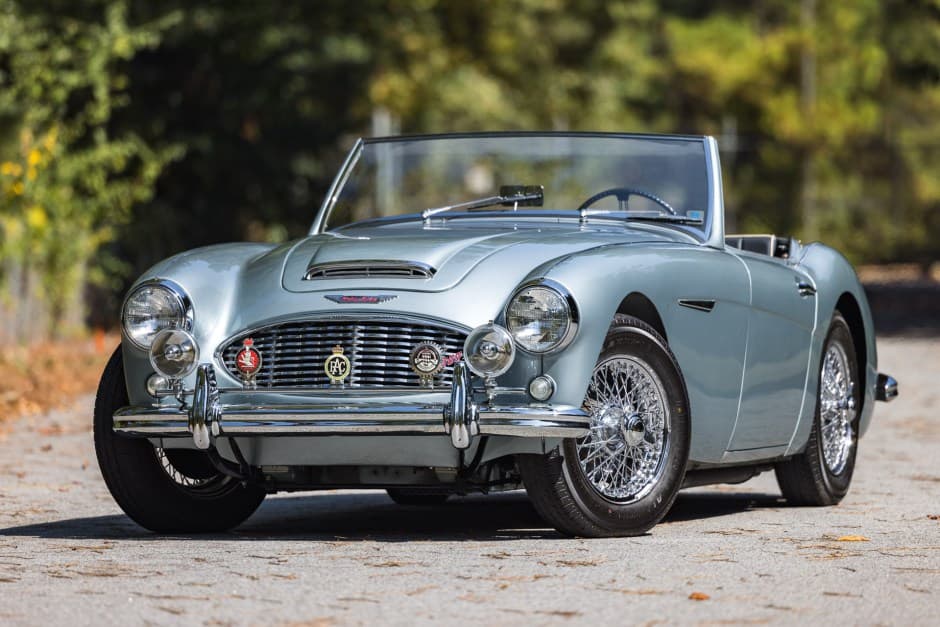 1961 Austin-Healey 3000 sold for $43,000