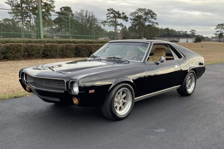 1969 AMC AMX sold for $28,001