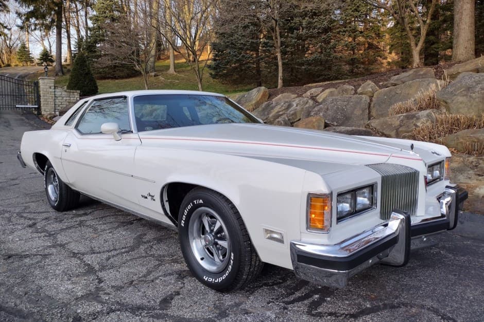 1976 Pontiac Grand Prix sold for $26,500