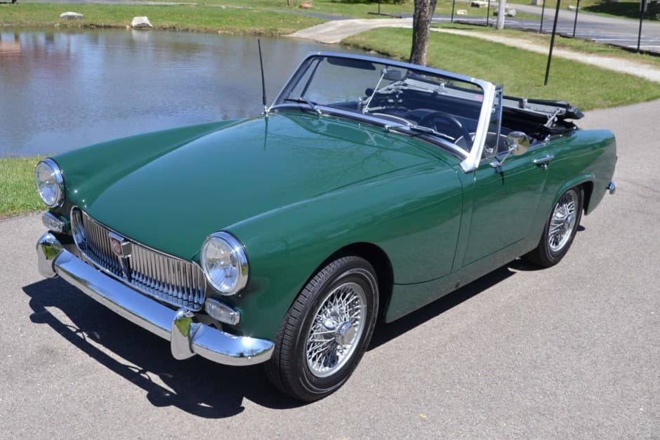 1968 MG Midget sold for $15,000