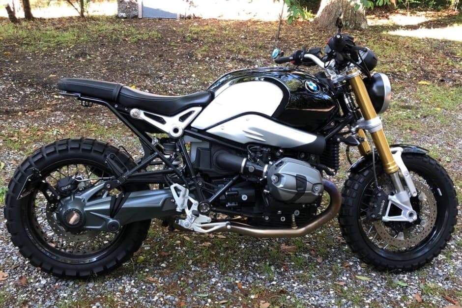 2015 BMW Motorcycles sold for $8,222
