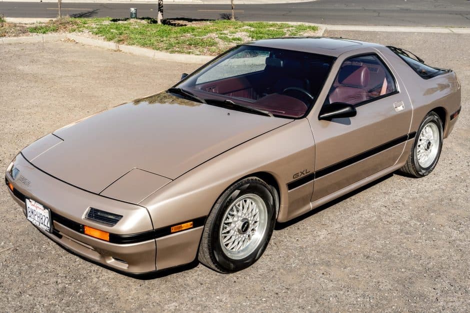 1986 Mazda RX-7 FC sold for $11,550