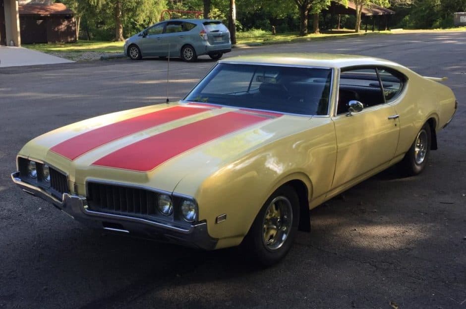 1969 Oldsmobile Cutlass sold for $4,300