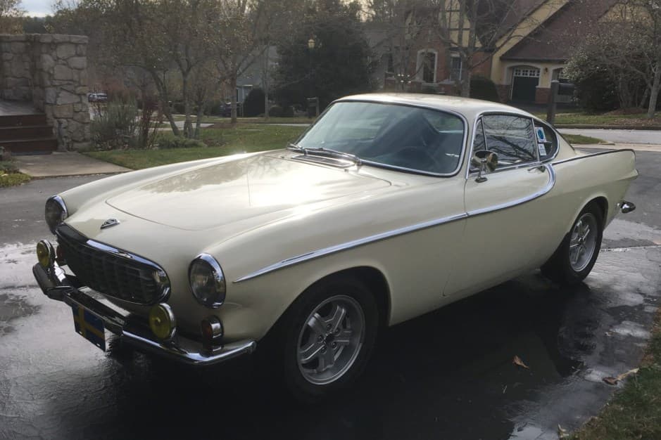 1966 Volvo P1800/1800 sold for $26,500
