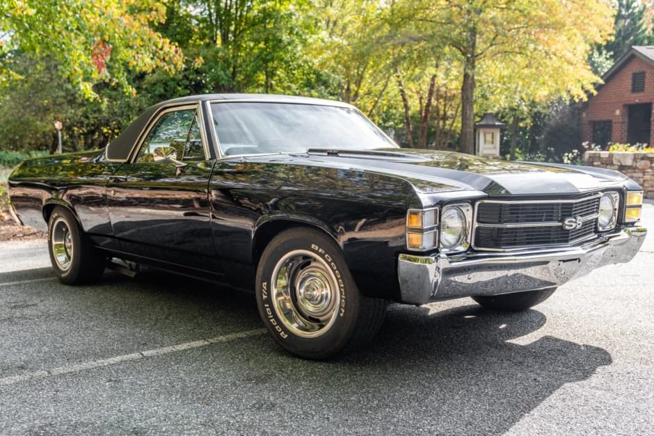 1971 Chevrolet El Camino sold for $17,000