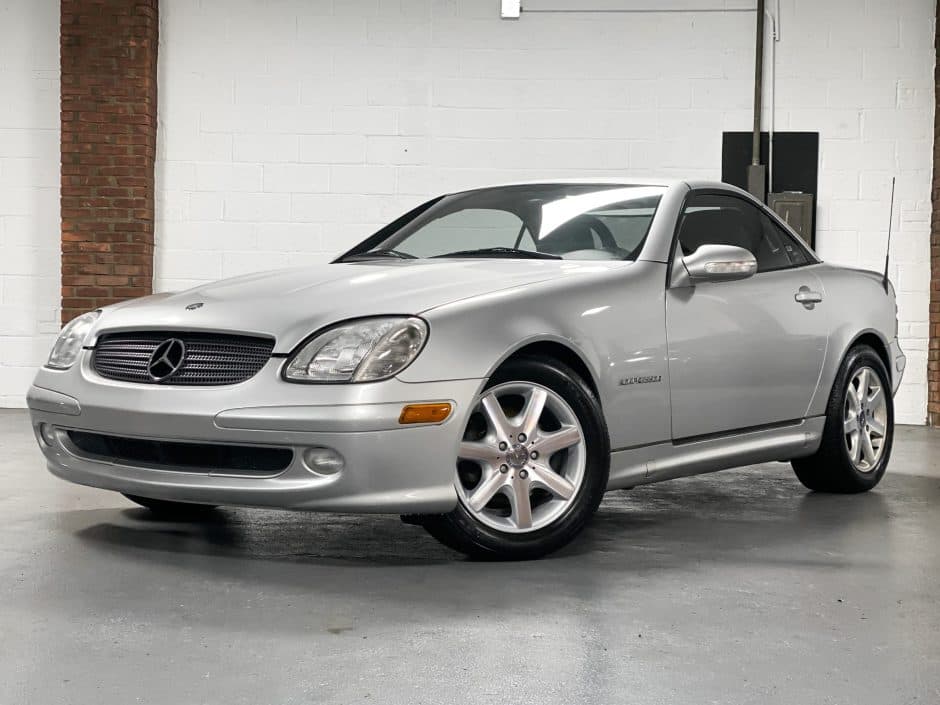 2001 Mercedes-Benz SLK-Class sold for $12,751