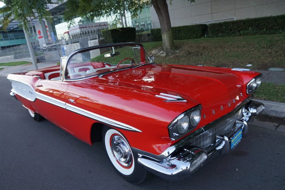 1958 Pontiac Chieftain sold for $81,958