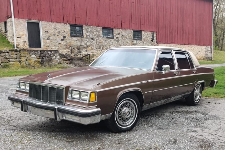 1981 Buick Electra sold for $2,902