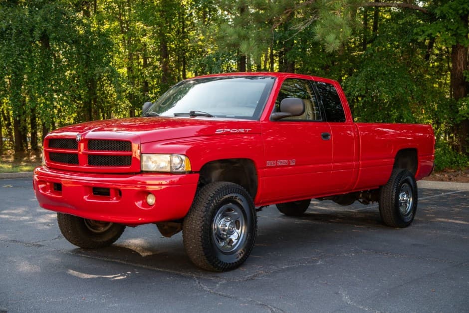 1999 Dodge Ram (1994-2001) sold for $26,000