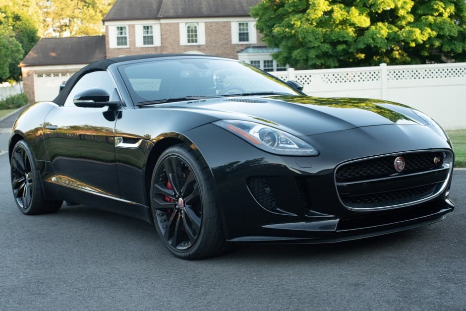 2016 Jaguar F-Type sold for $41,250
