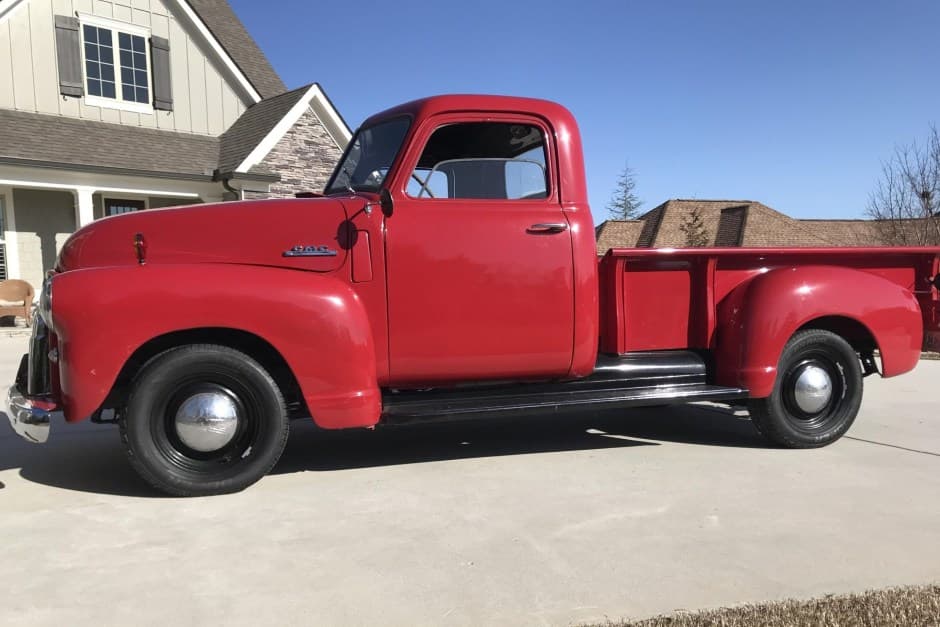 1947 GMC New Design Pickup (1947-1955) sold for $15,500