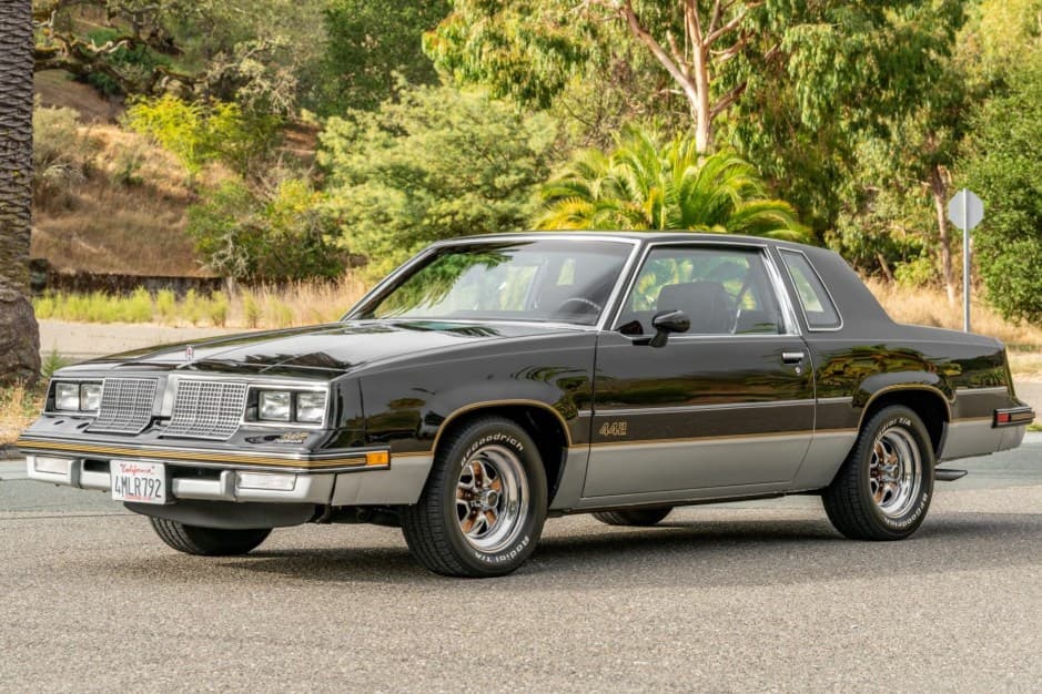 1985 Oldsmobile Cutlass sold for $18,750