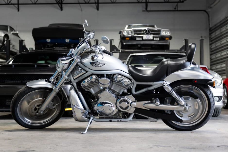 2003 Harley-Davidson V-Rod sold for $10,000