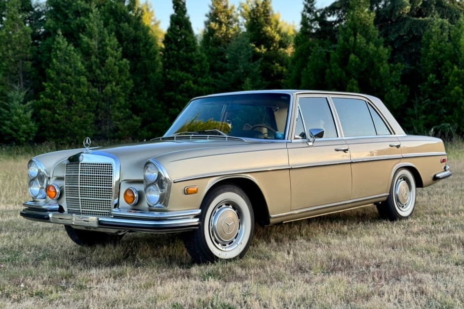 1972 Mercedes-Benz W108 & W109 sold for $26,000