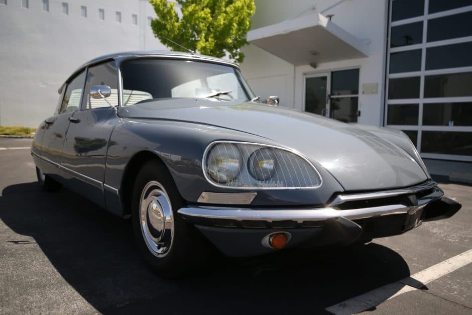 1971 Citroen DS sold for $28,000