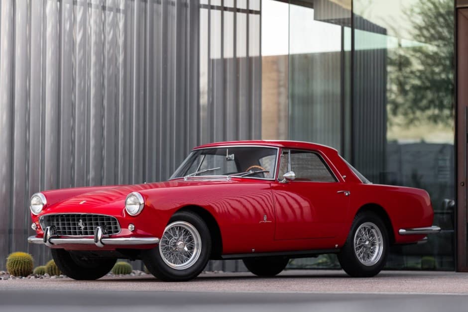 1959 Ferrari 250 GT sold for $352,222