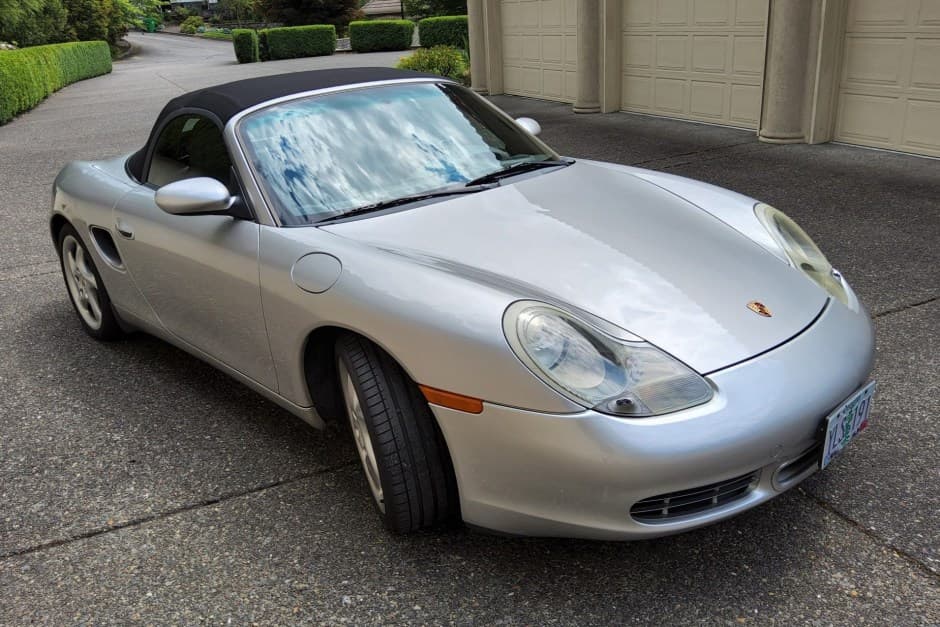 2001 Porsche 986 Boxster sold for $16,000