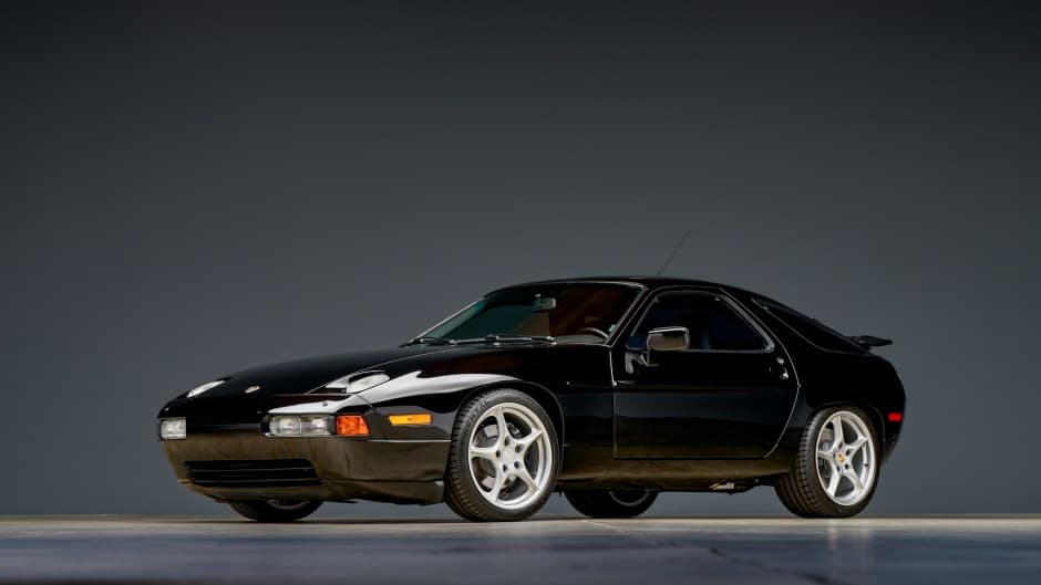 1991 Porsche 928 sold for $59,928