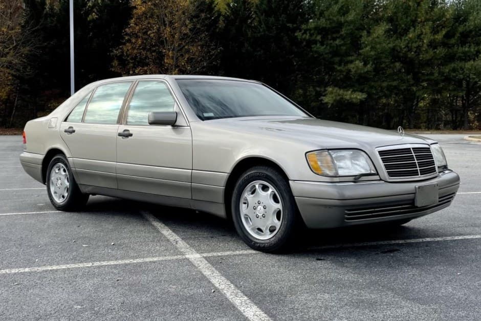 1996 Mercedes-Benz W140 S-Class sold for $9,500