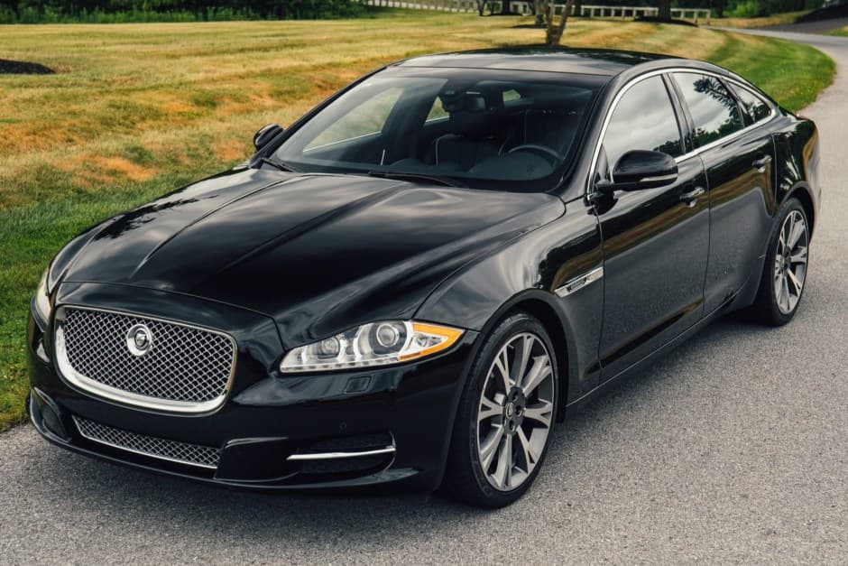 2011 Jaguar X351 XJ (2010-2019) sold for $22,750