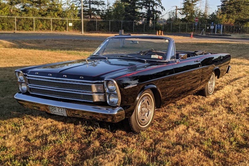 1966 Ford Galaxie sold for $16,500